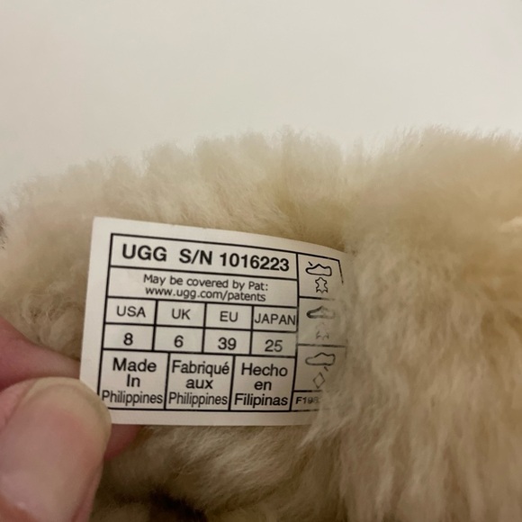 Ugg Women’s Classic Short II Boot Chestnut Size 8 Sheepskin Lining - Picture 11 of 14